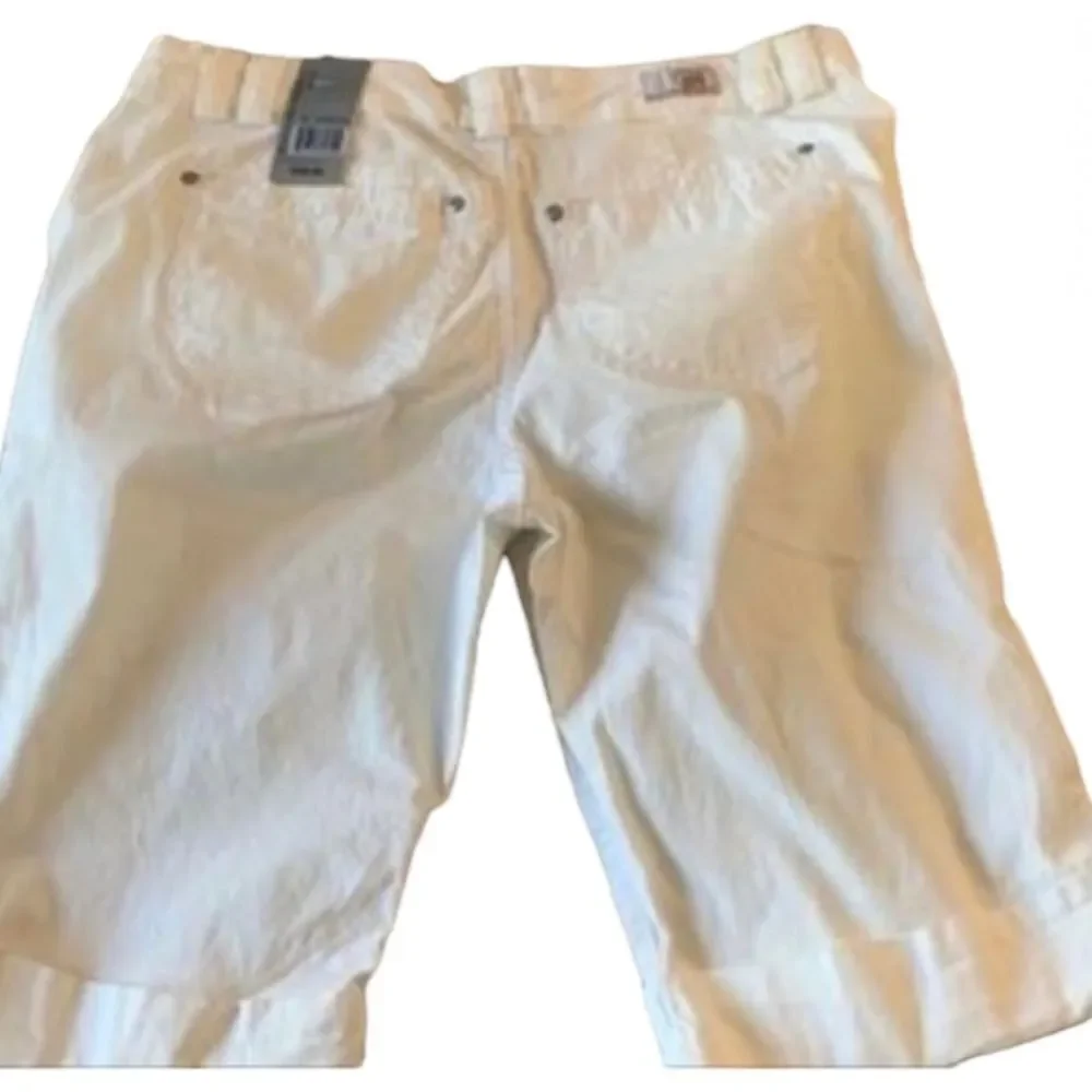 🆕 Bandolinoblu White Denim Stretch Shorts size 6